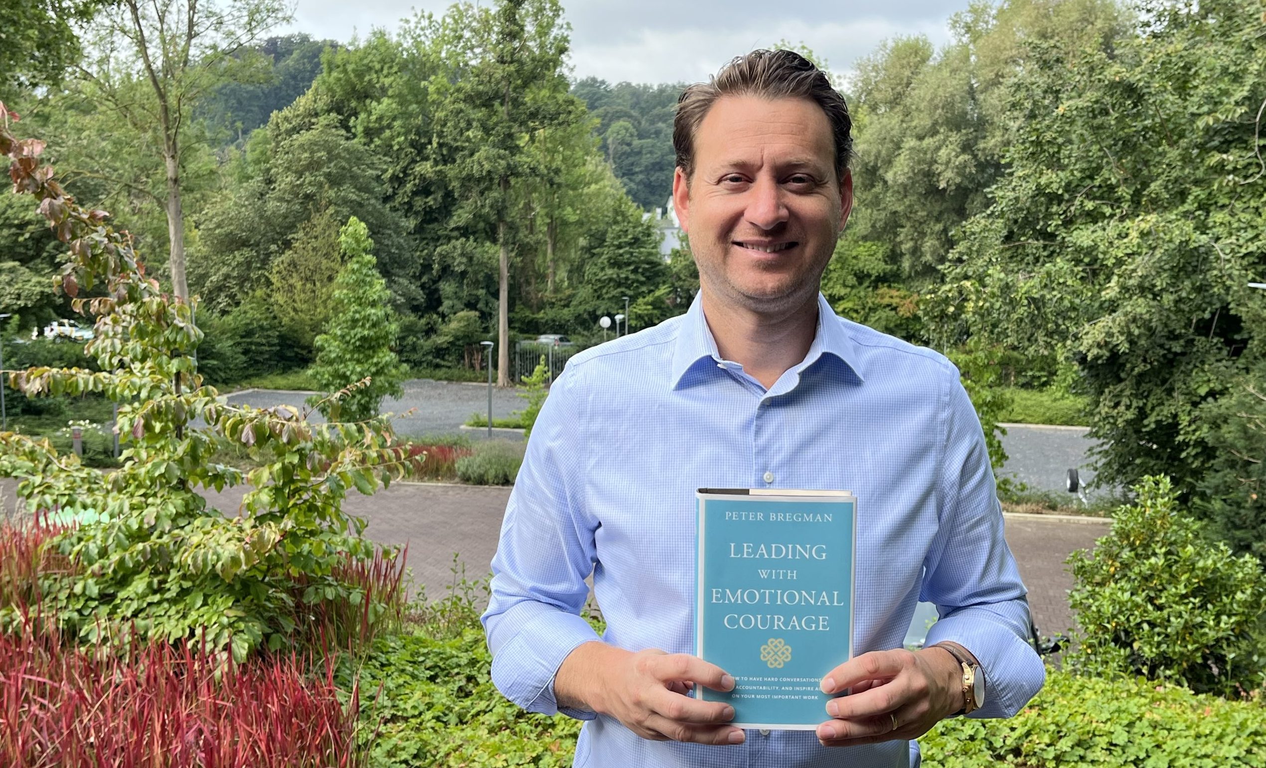 Leading with Emotional Courage LH